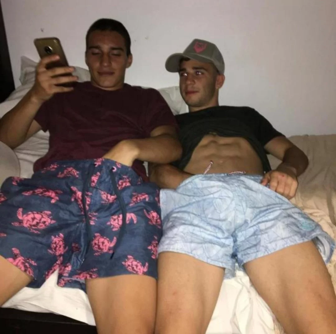 Grupo Putaria WhatsApp: Cabaré dos brothers +18 - Entrar Agora